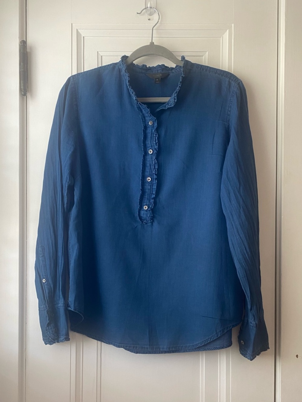 J Crew soft & lightweight dark light blue chambray popover button ruffle top 12